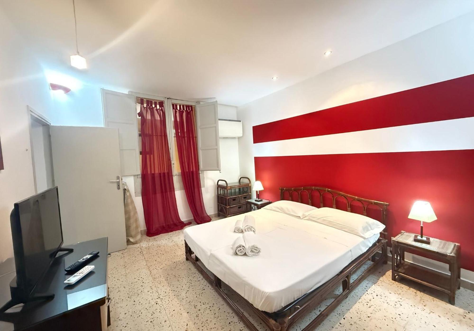 Casinadellepalme Appartamento In Centro Zona Porto Trapani Buitenkant foto