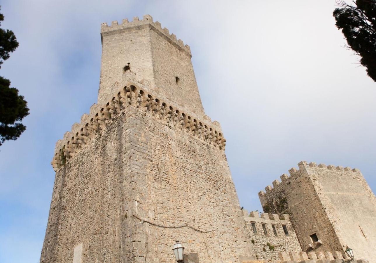 Casinadellepalme Appartamento In Centro Zona Porto Trapani Buitenkant foto