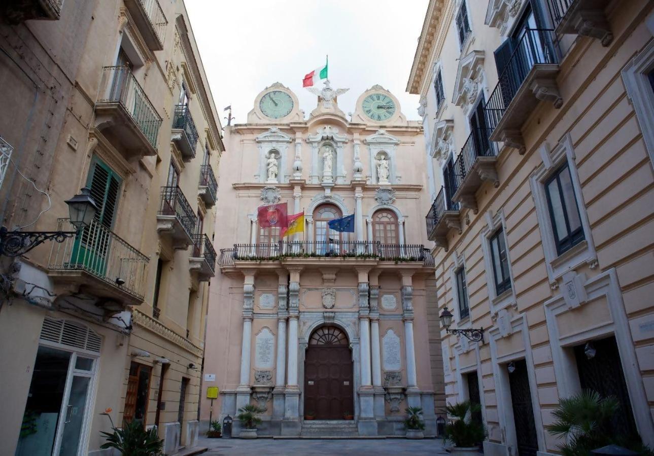 Casinadellepalme Appartamento In Centro Zona Porto Trapani Buitenkant foto
