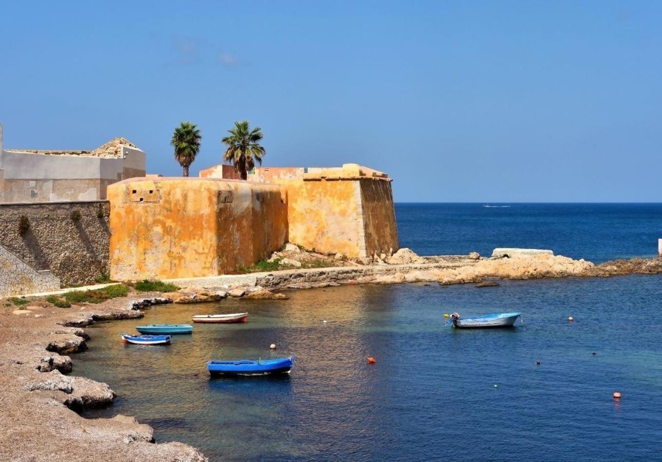 Casinadellepalme Appartamento In Centro Zona Porto Trapani Buitenkant foto